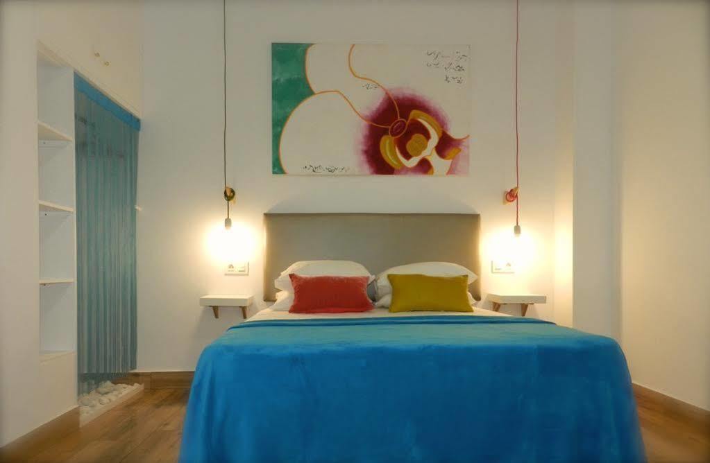 Apartamentos Carolina Торремолінос Екстер'єр фото